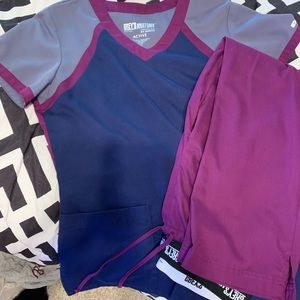 Women’s scrubs